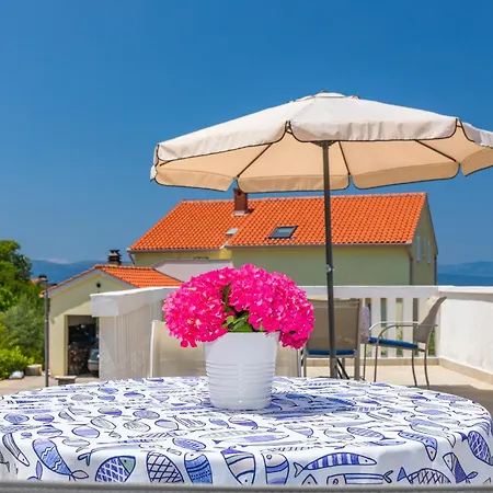 For 2 Kijac Apartament Njivice