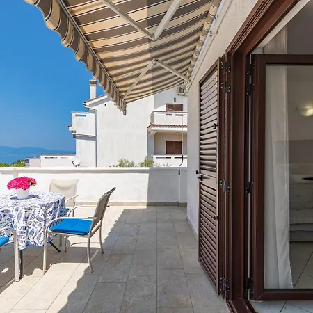 For 2 Kijac Apartament Njivice